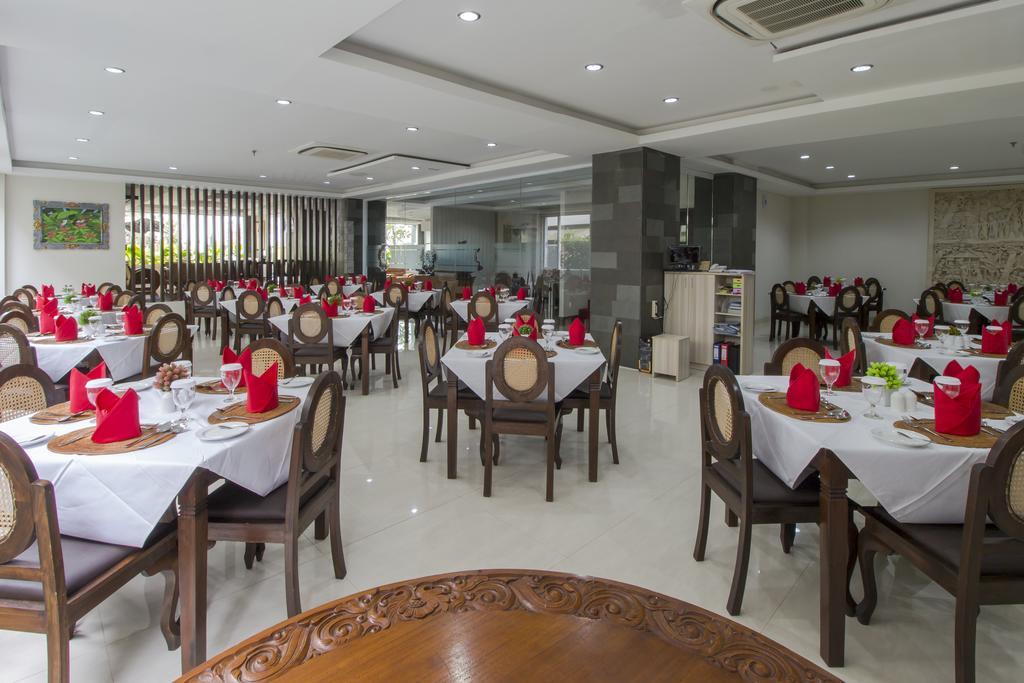Grand Puri Saron Yogyakarta Hotel Eksteriør billede