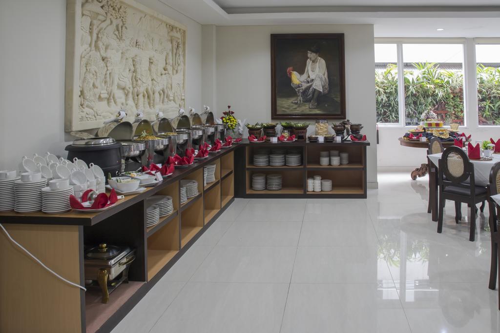 Grand Puri Saron Yogyakarta Hotel Eksteriør billede