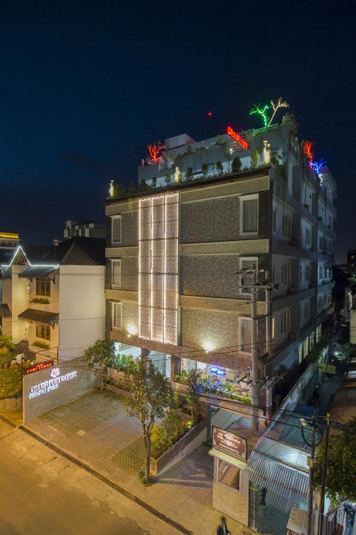 Grand Puri Saron Yogyakarta Hotel Eksteriør billede